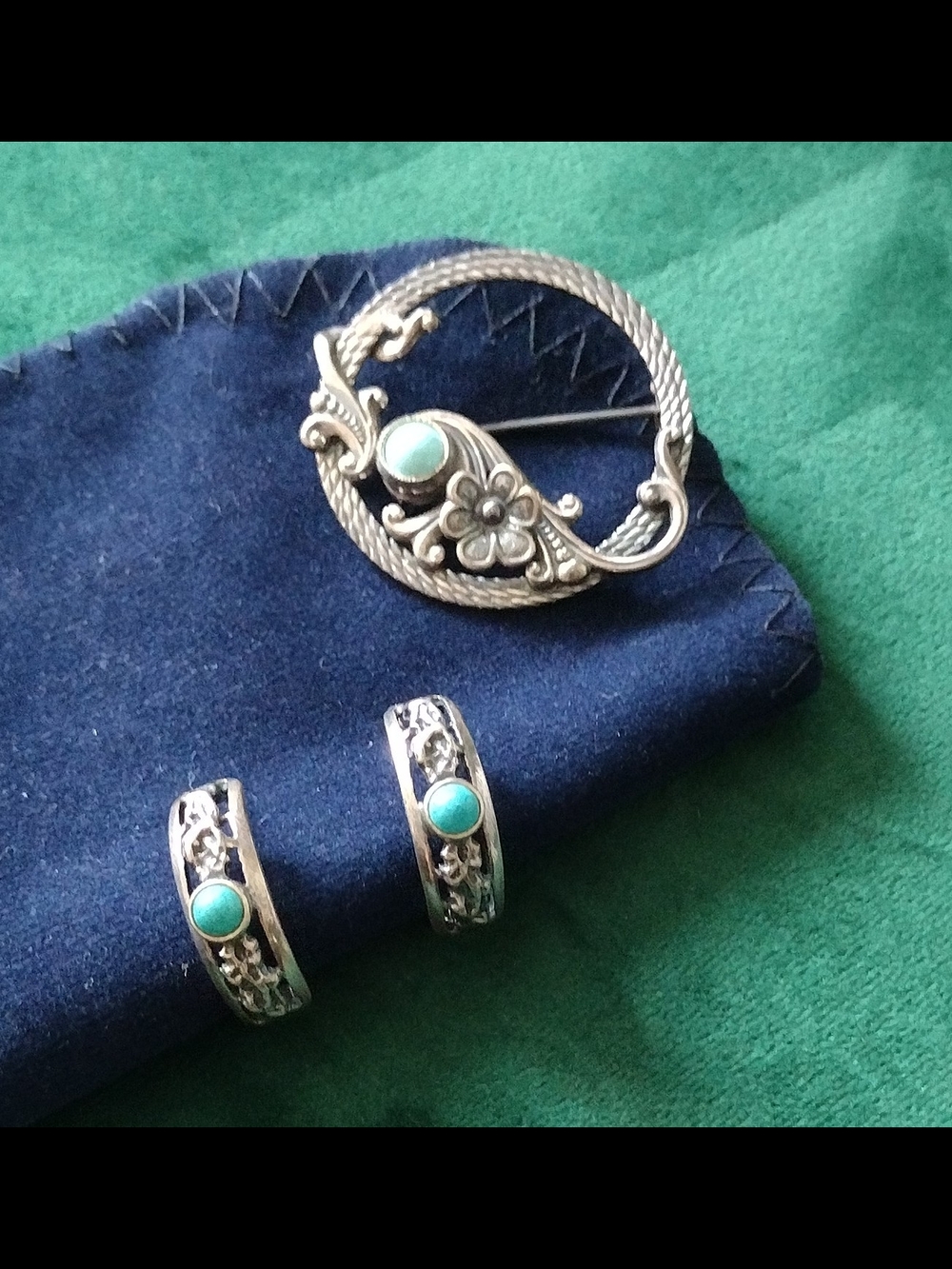 Silver 925 Turquoise Circle Brooch and Hoop Earrings Set